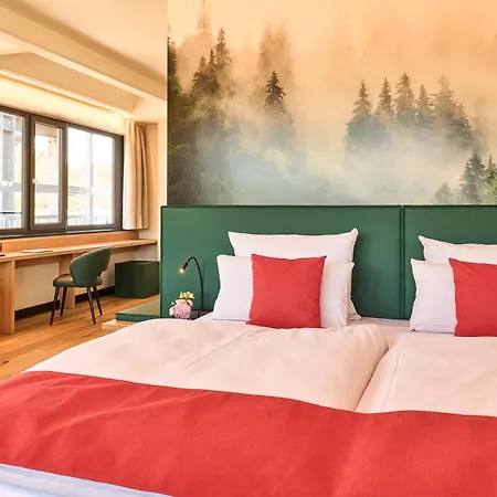 Morgenroth Hotel *